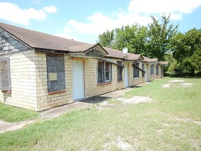 4431 Gunter St in Houston, TX - Foto de edificio - Building Photo