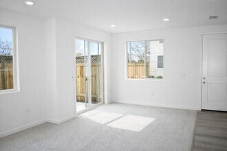 1824 Snowy White Pl in Lincoln, CA - Building Photo - Building Photo