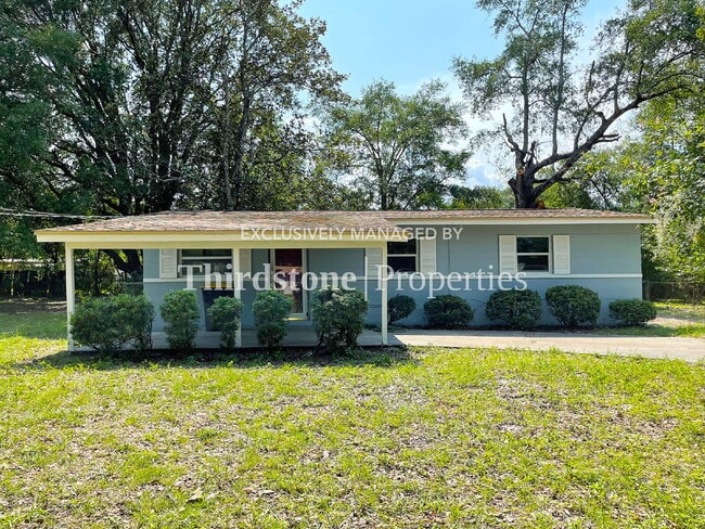 property at 8544 Oak Leaf Rd