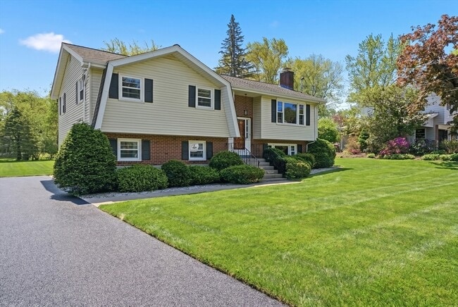 property at 6 Belmont Rd