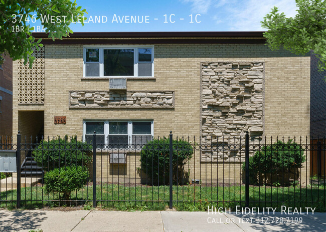 3746 W Leland Ave