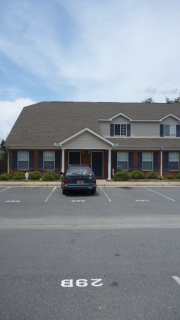 28 Guinevere Ln in Crawfordville, FL - Foto de edificio