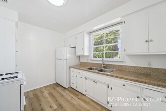 5329 Vantage Ave in Los Angeles, CA - Building Photo - Building Photo