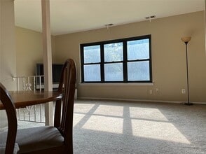 26 Bailey Ct in Middle Island, NY - Building Photo - Building Photo