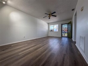 1961 Continental Blvd in Orlando, FL - Building Photo - Building Photo