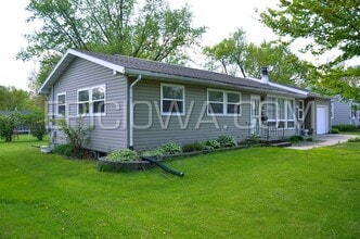 2315 14th Ave in Marion, IA - Building Photo - Building Photo