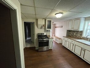 130 N 7th St, Unit Lower in Olean, NY - Building Photo - Building Photo