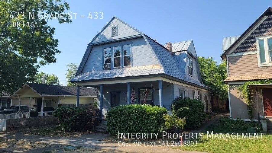 433 N Grape St in Medford, OR - Building Photo