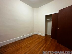 1315 Commonwealth Ave in Boston, MA - Building Photo - Building Photo