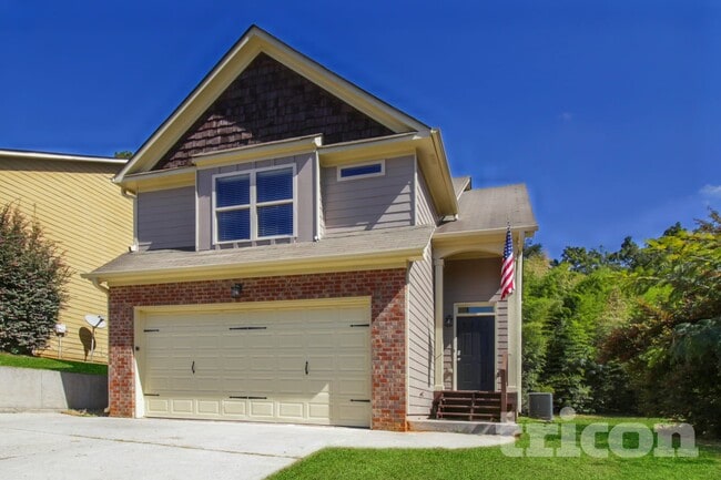 property at 10 Carriage Hls Dr SE