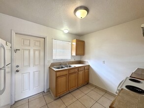 212 E Cypress St in Orlando, FL - Building Photo - Building Photo