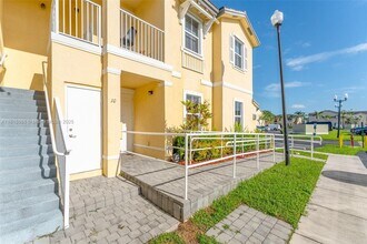 134 SE 28th Ter in Homestead, FL - Building Photo - Building Photo
