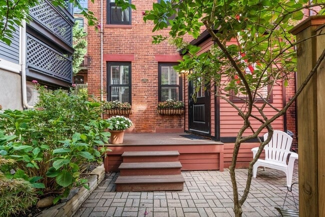 9 Salem St in Boston, MA - Building Photo - Building Photo
