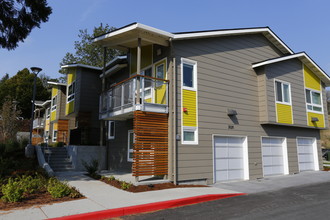 Bay Terrace in Tacoma, WA - Foto de edificio - Building Photo