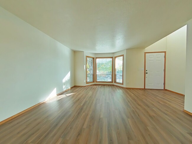 763 NW Sundance Cir in Corvallis, OR - Building Photo - Building Photo