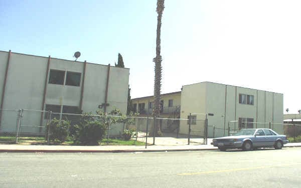 253rd St Apartments in Harbor City, CA - Building Photo - Building Photo