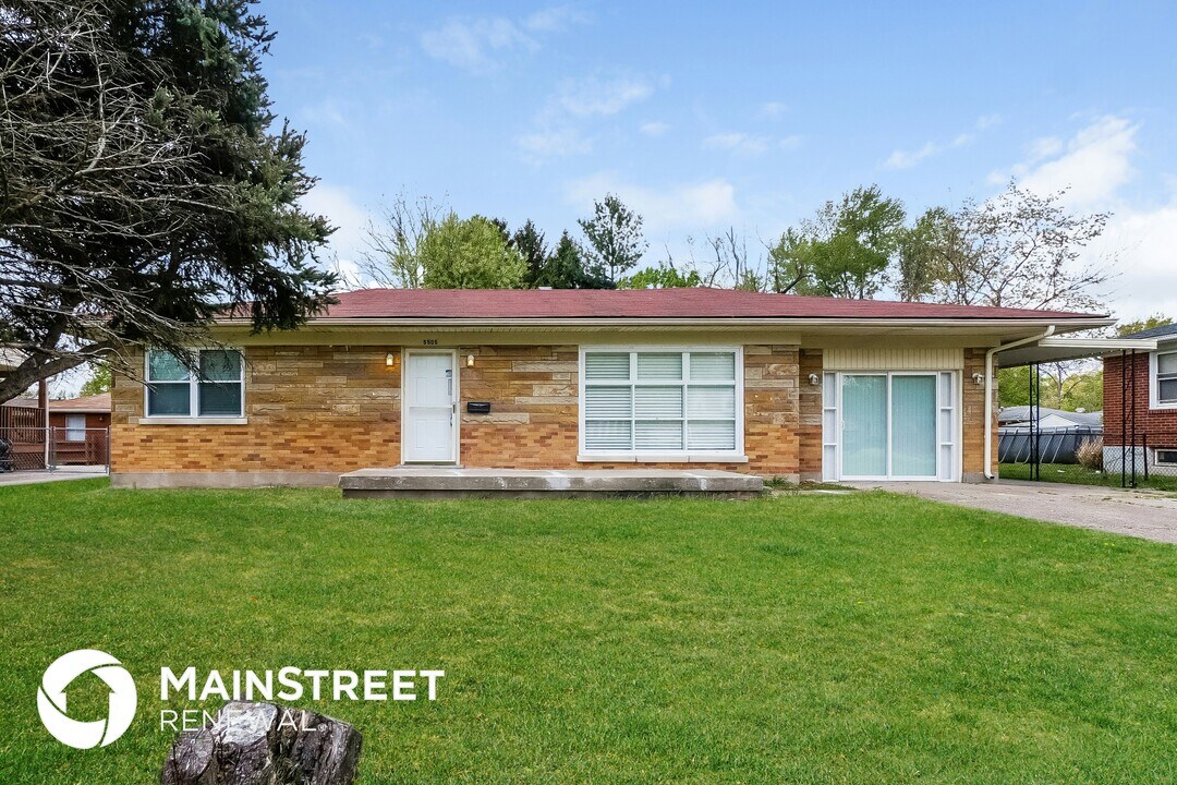 5505 W Pages Ln in Louisville, KY - Building Photo