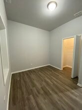 2893 S Archer Ave, Unit 3 in Chicago, IL - Foto de edificio - Building Photo