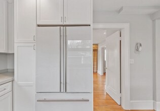 110 Leonard St in Belmont, MA - Building Photo - Building Photo