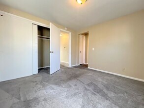 2662 Sheridan Dr in Tonawanda, NY - Building Photo - Building Photo