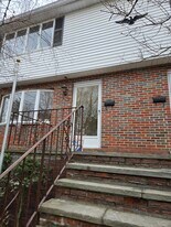 32 Forest St, Unit 32 in Watertown, MA - Building Photo
