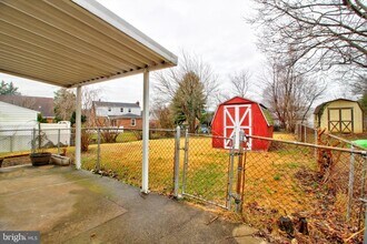 219 Thomas Ave in Frederick, MD - Building Photo - Building Photo