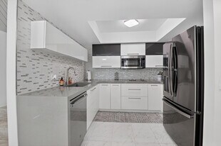4310 Village Dr in Delray Beach, FL - Building Photo