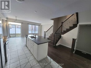 97 Rainbow Dr in Haldimand, ON - Building Photo - Building Photo