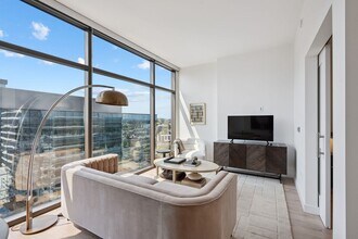 1212 Demonbreun St, Unit 1904 in Nashville, TN - Building Photo - Building Photo