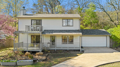 2119 Loren Cir in Fayetteville, AR - Building Photo - Building Photo