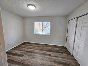 14553 SE Lone Pine Dr in Clackamas, OR - Building Photo - Building Photo