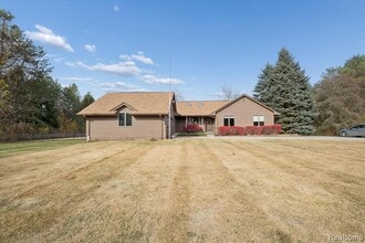 7700 Trumble Rd in Columbus, MI - Building Photo - Building Photo