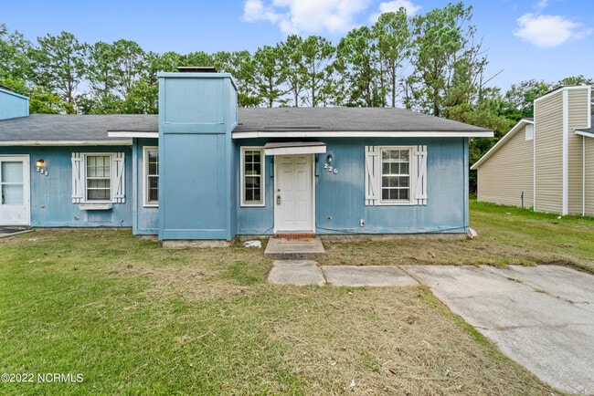 property at 226 Cedar Crk Dr
