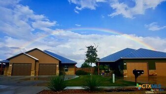 1009 Tripp Ln in New Braunfels, TX - Building Photo