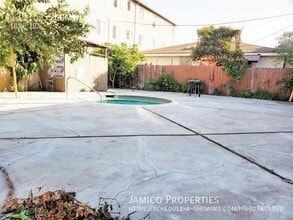 13915 S Lemoli Ave in Hawthorne, CA - Building Photo - Building Photo