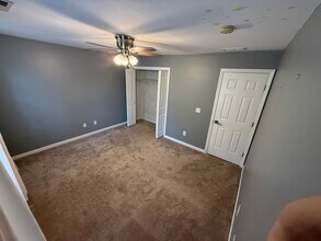 264 Great Brook Rd in Groton, CT - Building Photo - Building Photo