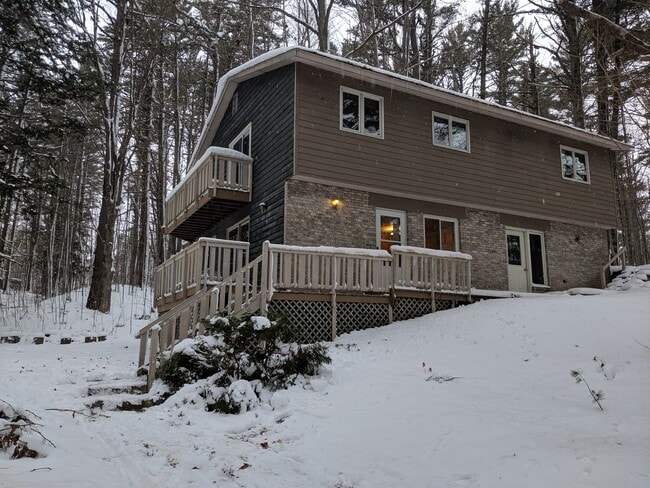 22694 Pinewood Rd, Unit 1