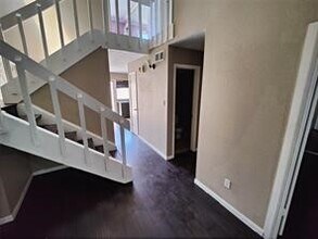 10340 Cook Rd in Houston, TX - Building Photo - Building Photo