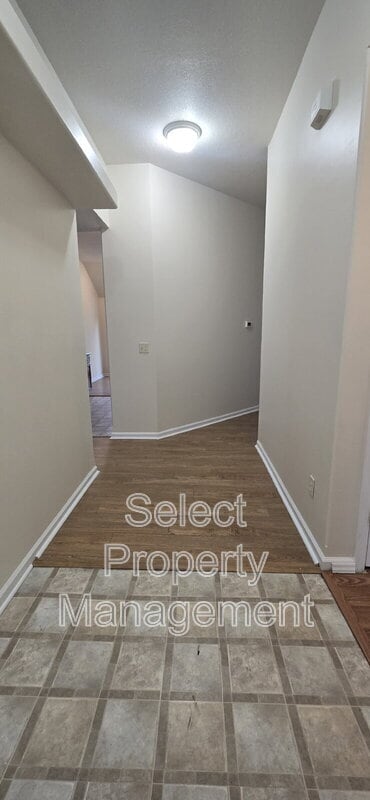 2515 Grassy Creek Run in Fort Wayne, IN - Building Photo - Building Photo