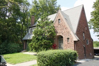 44 Greycliff Rd-Unit -APT# 2 in Boston, MA - Building Photo - Building Photo