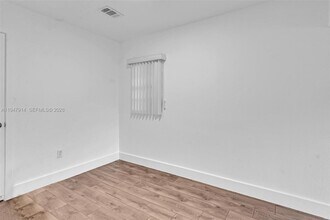 2636 SW 29th Ct in Miami, FL - Building Photo - Building Photo