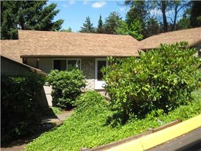 Shadow Lane Duplexes in Portland, OR - Foto de edificio - Building Photo