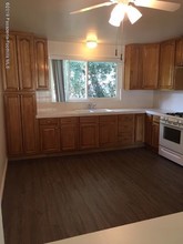 2705 Piedmont Ave-Unit -7 in Glendale, CA - Building Photo - Building Photo