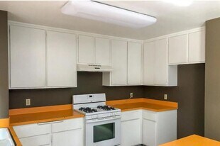 2240 India St in Los Angeles, CA - Building Photo