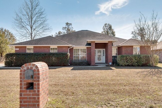 property at 5851 Chi Chi Cir