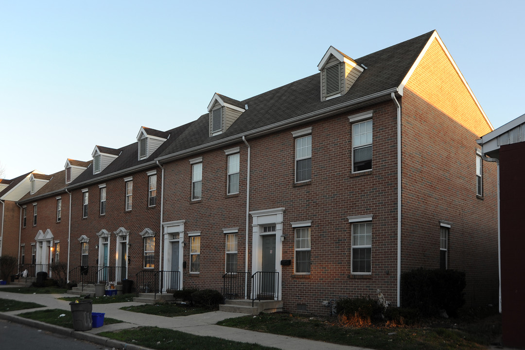 Allison Hill Townhomes in Harrisburg, PA - Building Photo