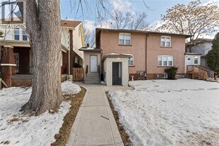 1566 Bruce Ave in Windsor, ON - Building Photo