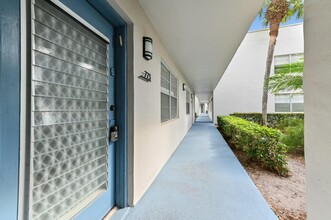 773 Normandy Q in Delray Beach, FL - Building Photo - Building Photo