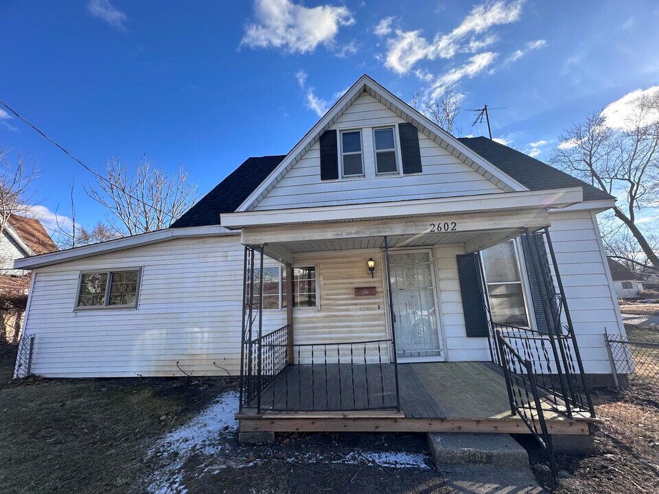 2602 Cannon St in Danville, IL - Building Photo