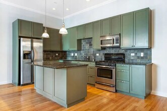 1555 N Wood St in Chicago, IL - Building Photo - Building Photo